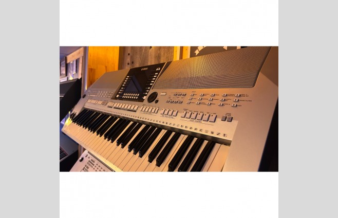 Yamaha PSR-S910 Keyboard, Used (SN:ECQN01173) - Image 6